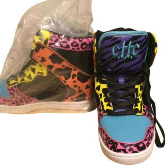Jeremy Scott-inspired Leopard Print fashion sneakers, size 9 - Picture 2 of 5